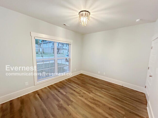 Building Photo - 12712 Tallulah Dr