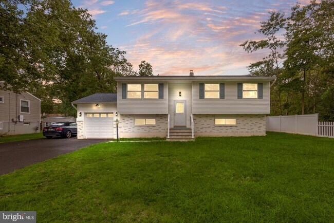 Building Photo - 408 California Trail