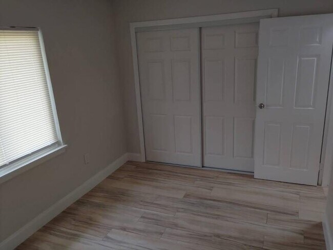 Building Photo - 2119 Mara Ct