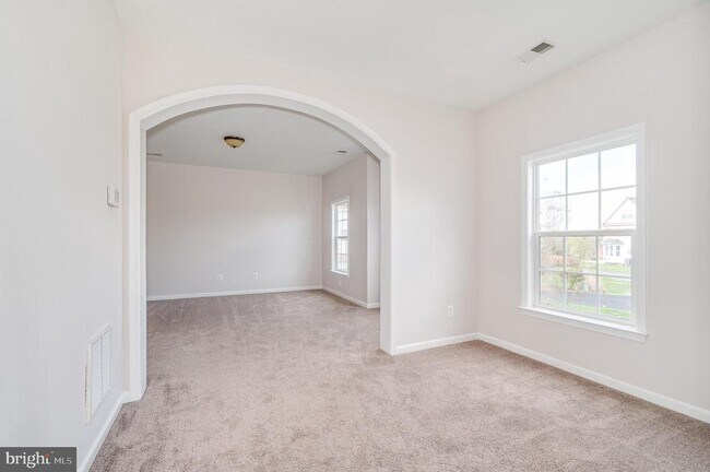 Building Photo - 54 Field Crest Ct