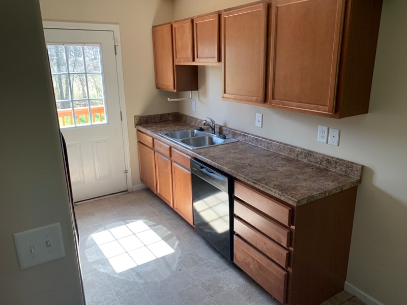 Building Photo - 2108 Pleasant View Dr