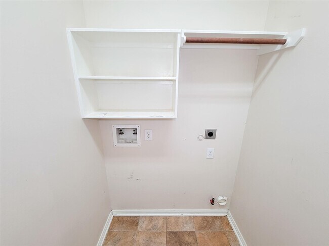 Building Photo - 25219 Piney Heights Ln