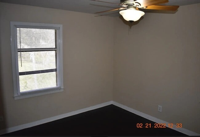 Building Photo - 5963 Southwind St