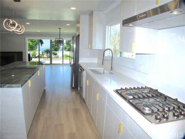Building Photo - 28011 Indian Rock Dr