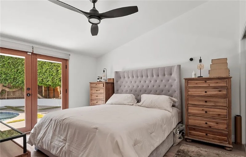 Building Photo - 201 Hanover Dr