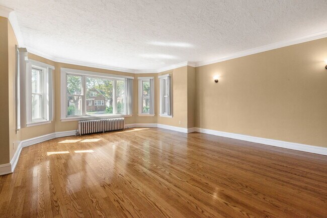 Building Photo - 8235 S Indiana Ave