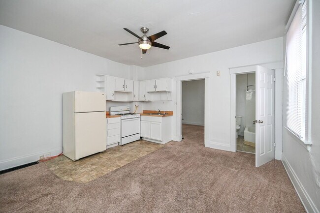 Building Photo - 2316 Chickasaw St