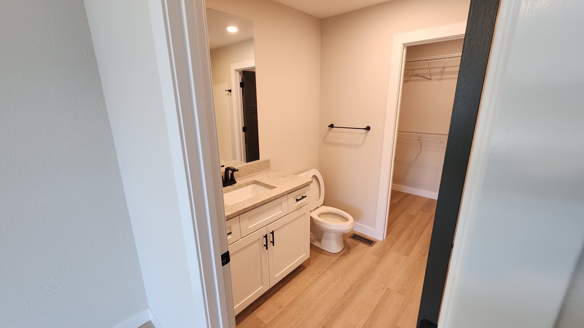 Building Photo - 3319 Stoneway Ct