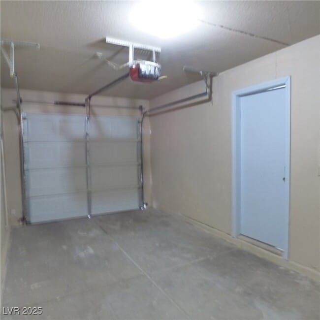 Building Photo - 4759 Pinon Pointe Rd