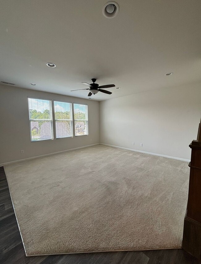 Building Photo - 3BR/2.5BA Home for Rent in Eastwood for Re...