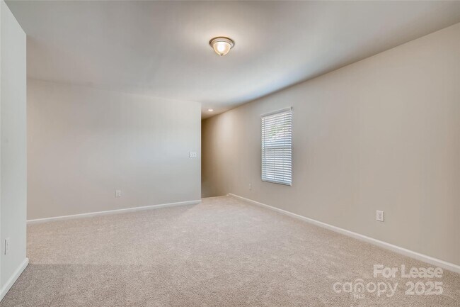 Building Photo - 3113 Treyson Dr