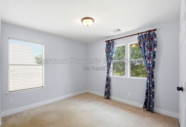 Building Photo - 11119 Hayden Falls Dr