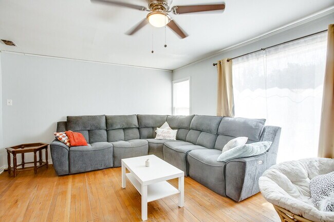 Building Photo - All Appliances Included!!