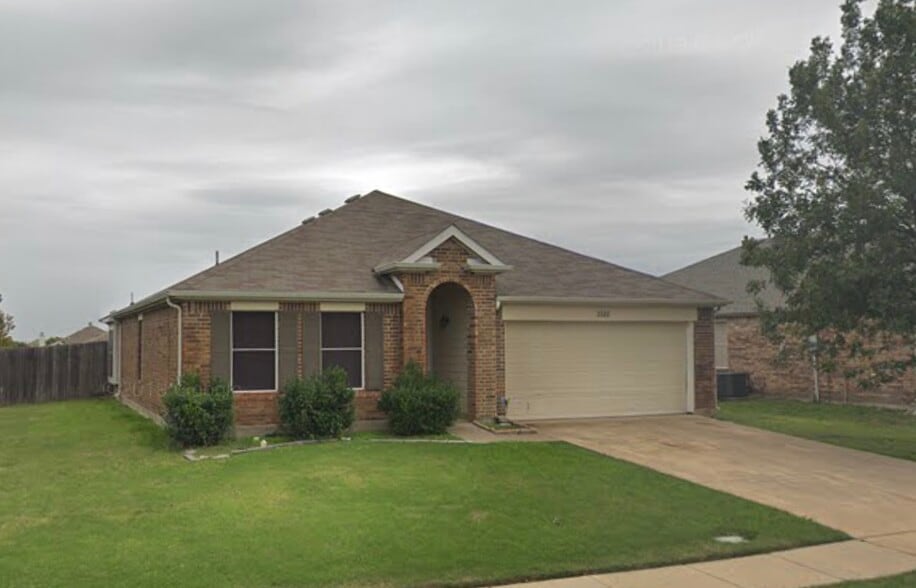 Building Photo - 1510 Shady Shores Dr