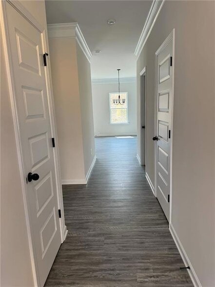 Building Photo - 423 Perth Dr