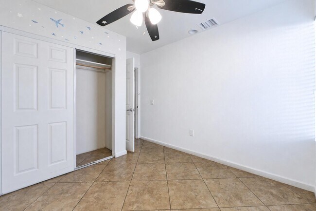 Building Photo - 85815 Avenida Raylynn