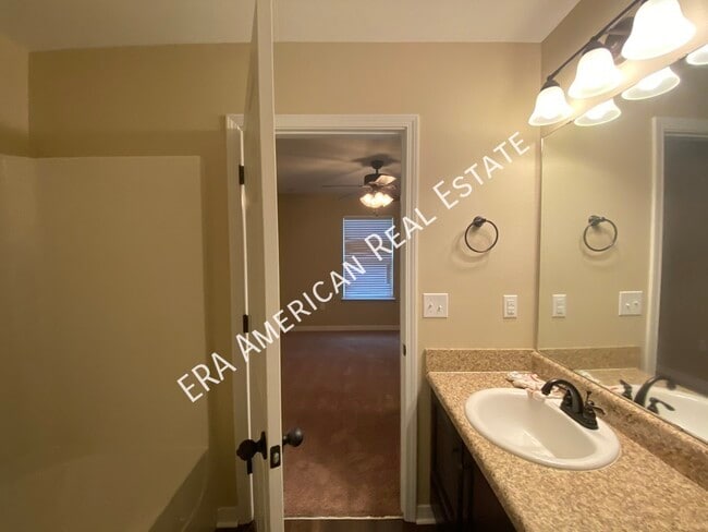 Building Photo - 2767 Braswell St