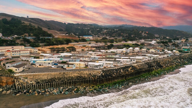 Building Photo - 436 4th Ave