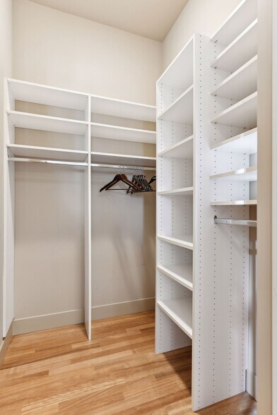 Lots of closet space and organizational components - 745 Rice St E