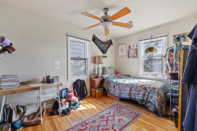 Building Photo - Excellent Main Floor Duplex Unit in Heart of Fort Collins!