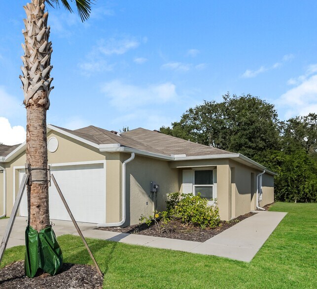 Building Photo - 9160 Aegean Cir