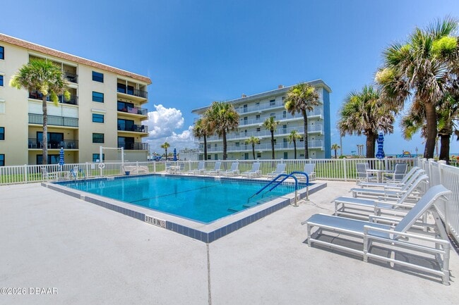 Building Photo - 2290 Ocean Shore Blvd