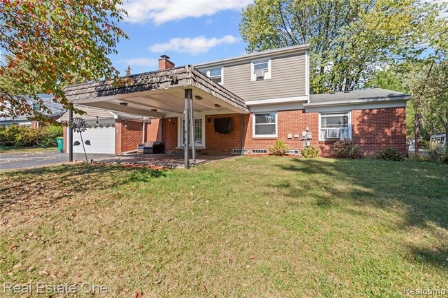 Building Photo - 26641 Greythorne Trail