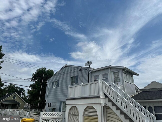 Primary Photo - 621 Fernhill Rd