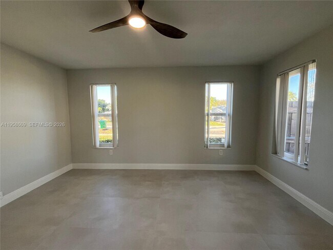 Building Photo - 9200 SW 54th St