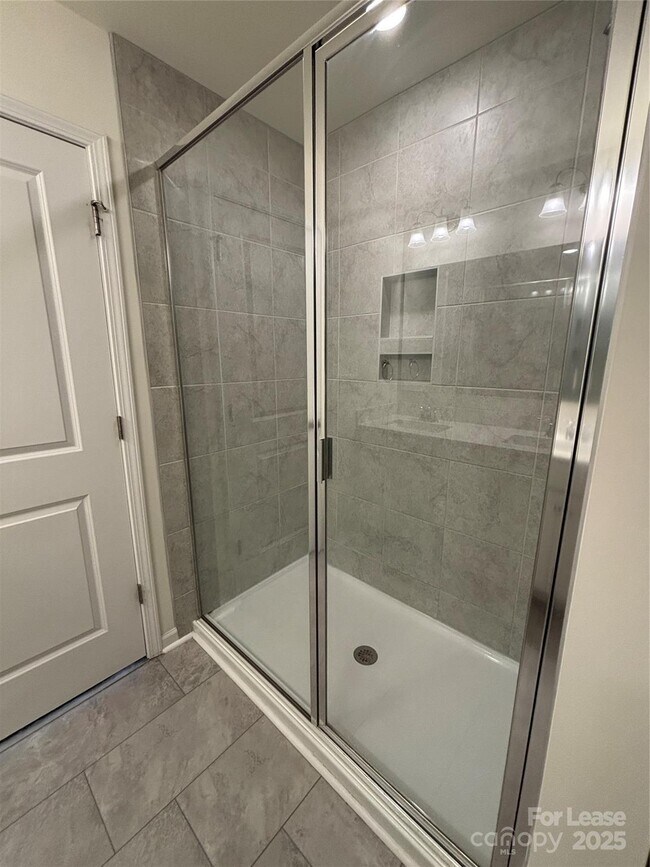 Building Photo - 2773 Yeager Dr NW