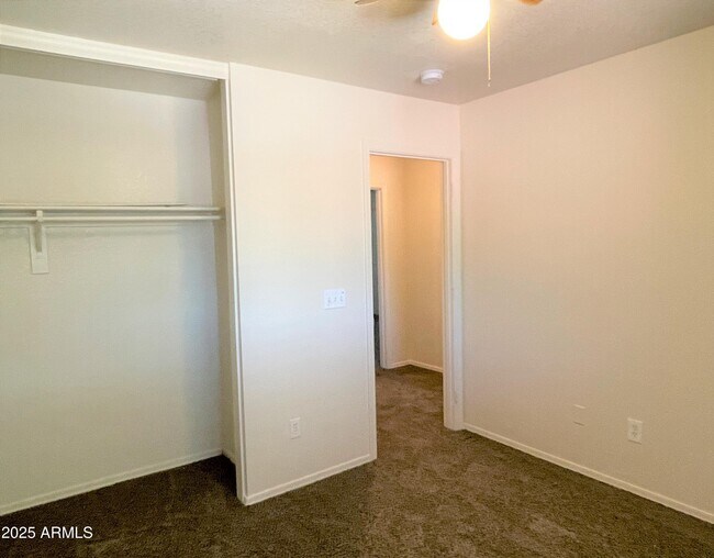 Building Photo - 1039 S Grenoble
