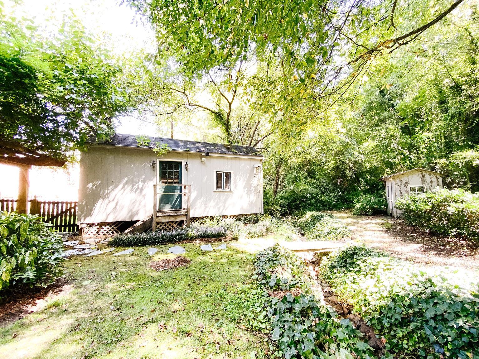Building Photo - 333 Northfield Dr