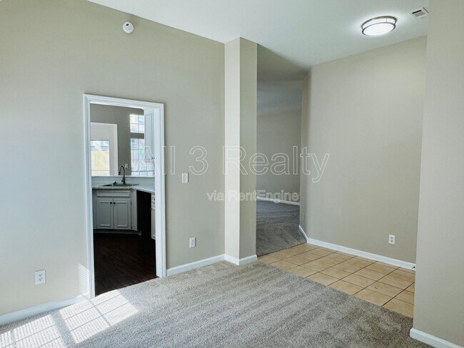 Building Photo - 4025 Oak Shadow Ln