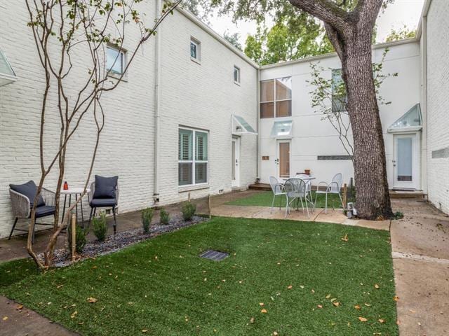 Building Photo - 4122 Travis St