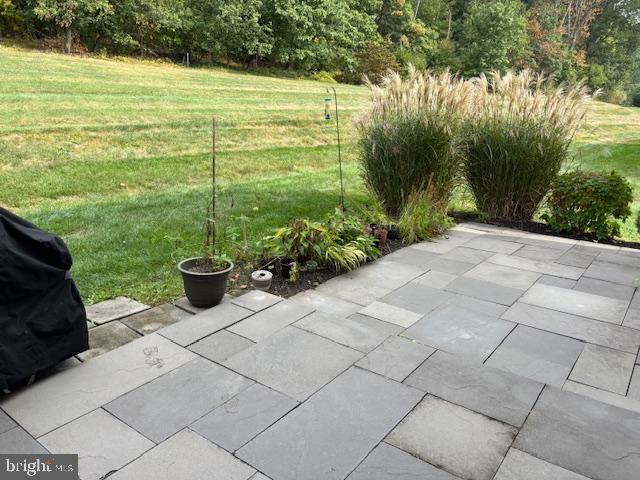 Building Photo - 3744 Swetland Dr