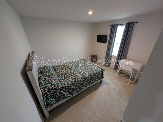 Building Photo - New Construction 5-Bedroom with Upgrades in Amherst Schools