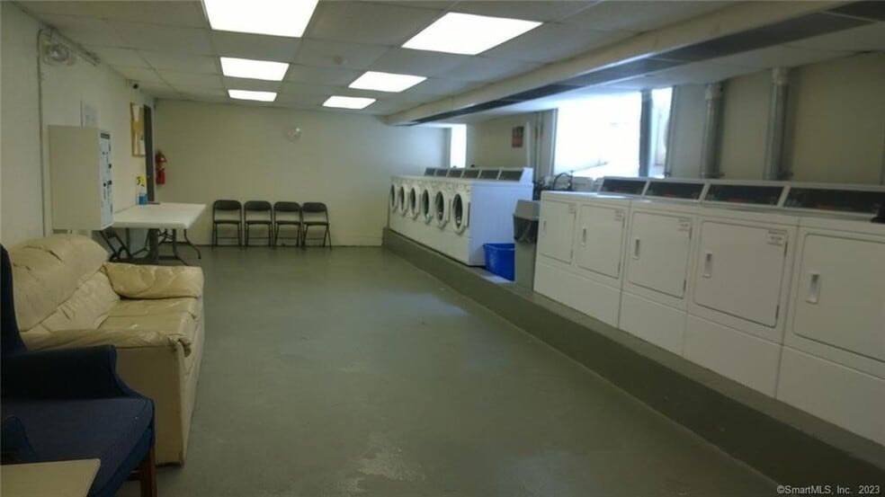 Building Photo - 53 Prospect St