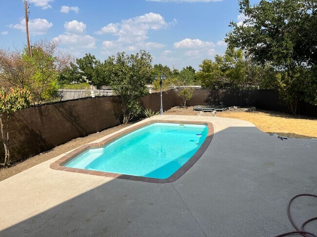 Building Photo - 2509 Tandi Trail Cove