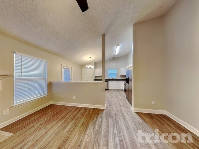 Building Photo - 2668 Captains Watch Rd NE