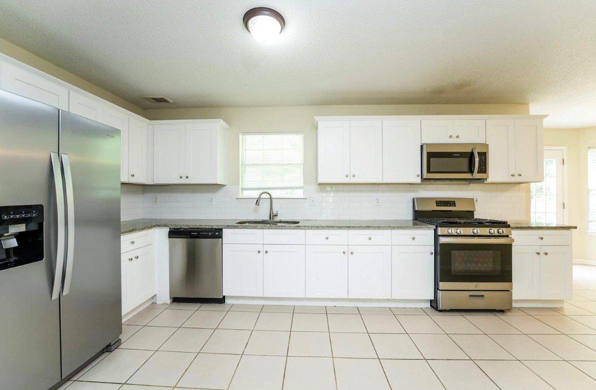 Building Photo - 3473 Cameo Ct