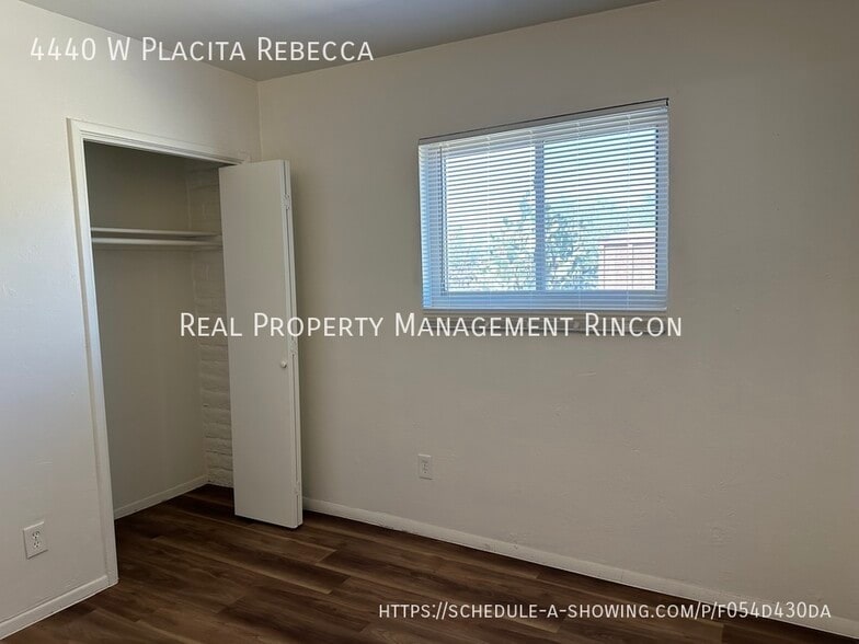 Building Photo - 4440 W Placita Rebecca