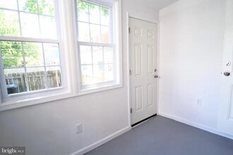 Building Photo - 1220 Oronoco St