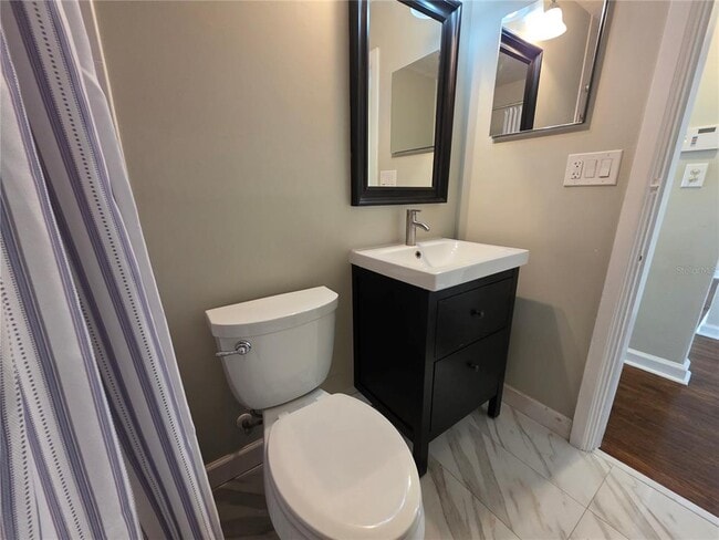 Building Photo - 775 20th Ave N