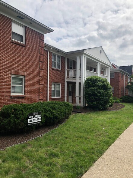 Building Photo - 76 Union Ave SE