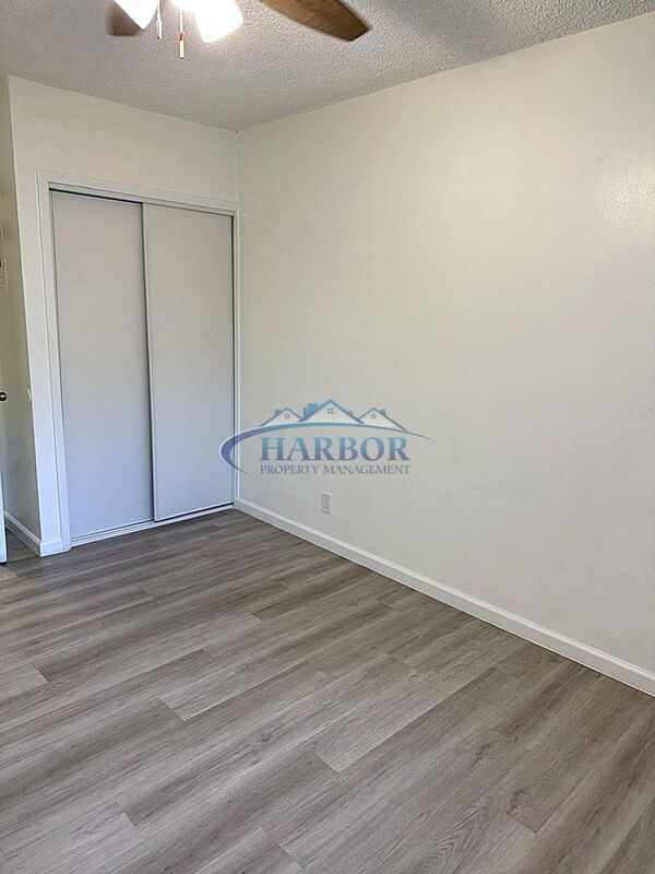 Building Photo - 1642 259th Pl