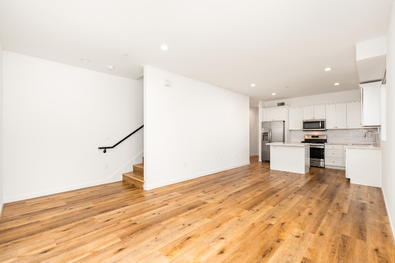 Building Photo - 4927 1/2 Kester Ave