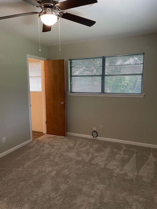 Building Photo - Now available! Pet Restrictions. Charming ...
