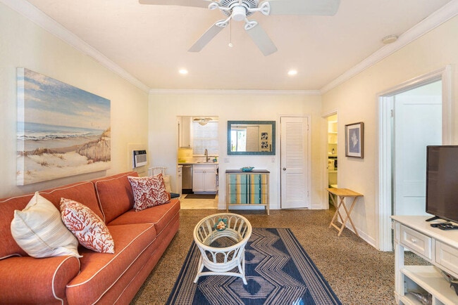 Building Photo - 88 S Ocean Blvd