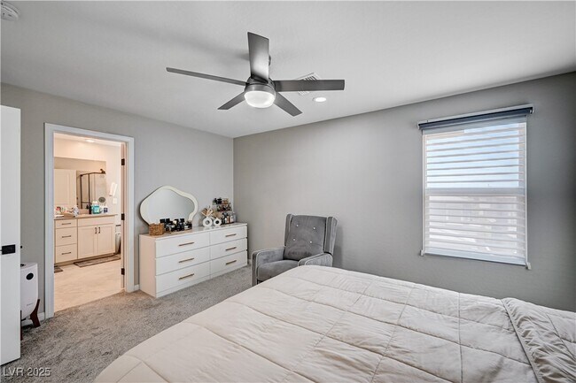 Building Photo - 4160 Elegant Chateau St