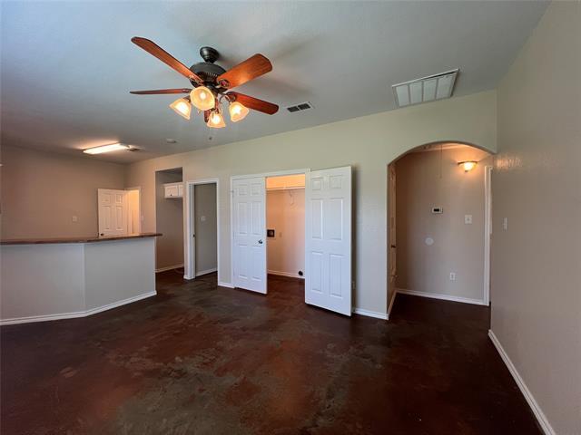 Building Photo - 104 Sunburst Ct